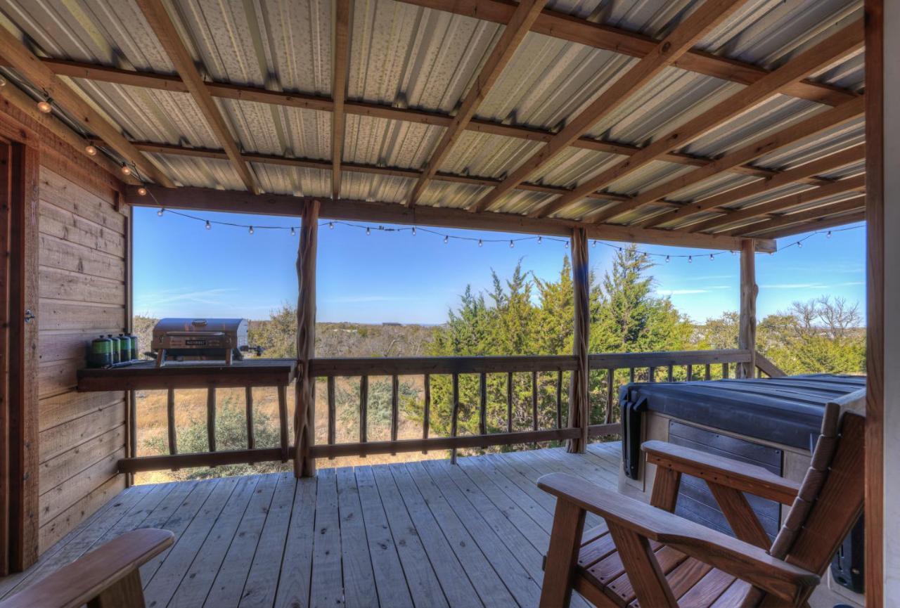 Rocky Ridge Cedar Cabin With Hot Tub & Amazing Views Crabapple Kültér fotó