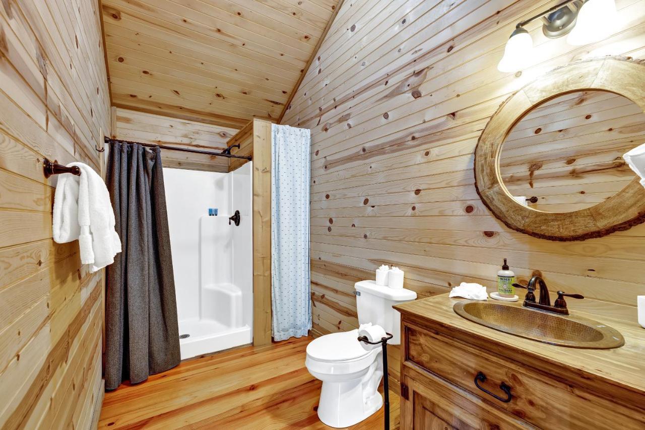 Rocky Ridge Cedar Cabin With Hot Tub & Amazing Views Crabapple Kültér fotó