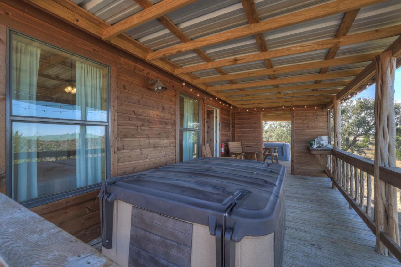 Rocky Ridge Cedar Cabin With Hot Tub & Amazing Views Crabapple Kültér fotó